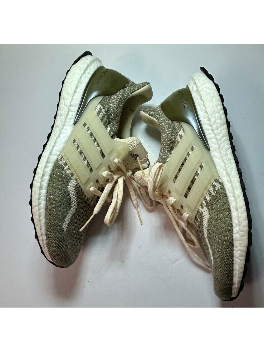 Adidas PrimeBlue Ultraboost 5.0 DNA White Cream Olive Women’s 7 NWT Athletic